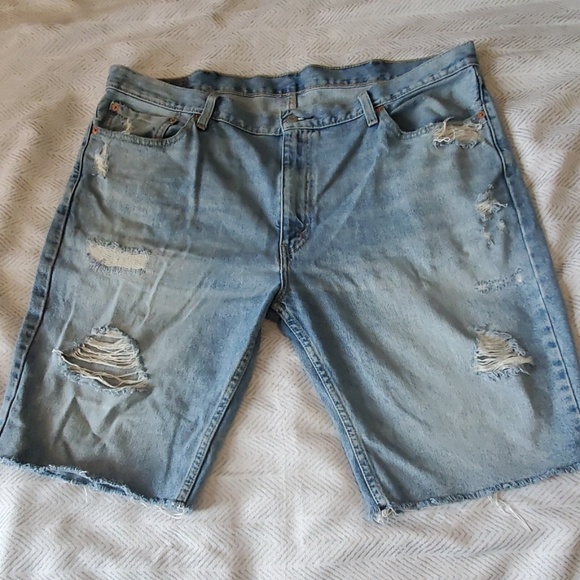 Denim Levi's shorts - Picture 1 of 2